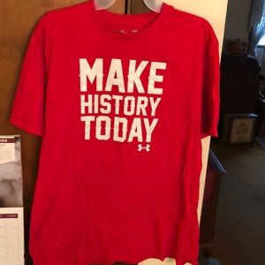 UNDER ARMOUR t-shirt